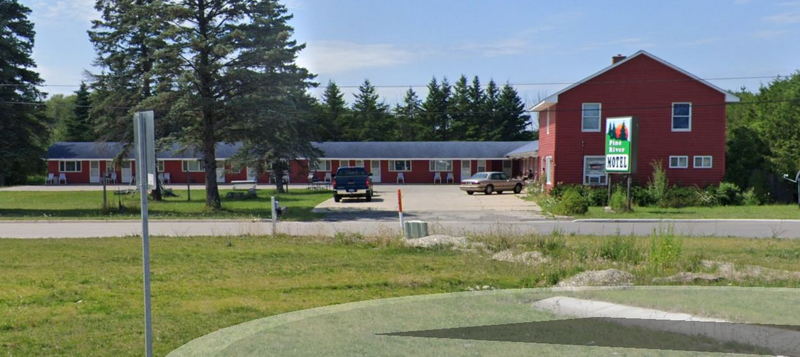 Pine River Motel (Moon-E-Motel) - From Website (newer photo)